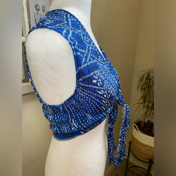 Tysa designs blue bandana wrap tie crop top size 2 festival boho👌 NWT - Picture 2 of 5